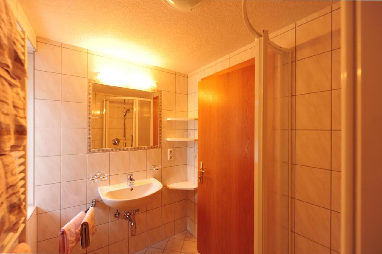 Haus Enzian Bed and Breakfast Σανκτ Αντόν αμ Άλμπεργκ Δωμάτιο φωτογραφία