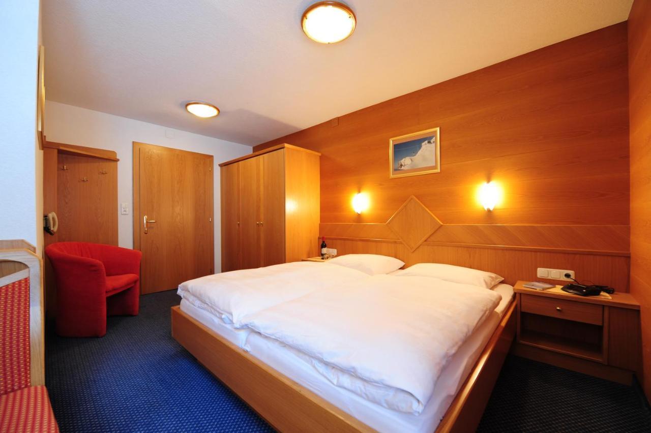 Haus Enzian Bed and Breakfast Σανκτ Αντόν αμ Άλμπεργκ Δωμάτιο φωτογραφία
