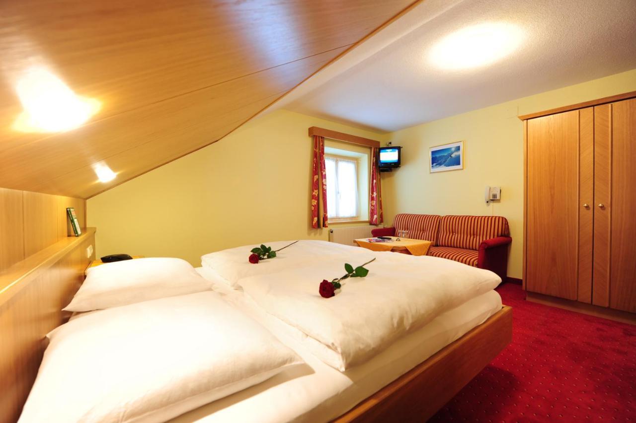 Haus Enzian Bed and Breakfast Σανκτ Αντόν αμ Άλμπεργκ Δωμάτιο φωτογραφία