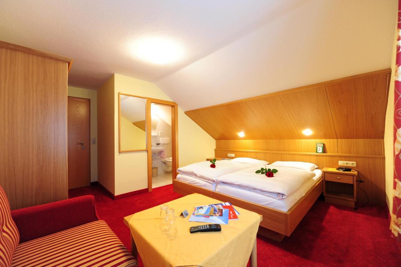Haus Enzian Bed and Breakfast Σανκτ Αντόν αμ Άλμπεργκ Δωμάτιο φωτογραφία